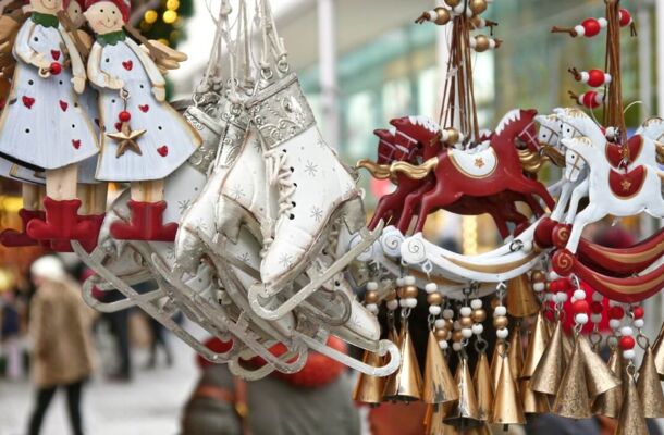 Weihnachtsmarkt und Stadtrundfahrt